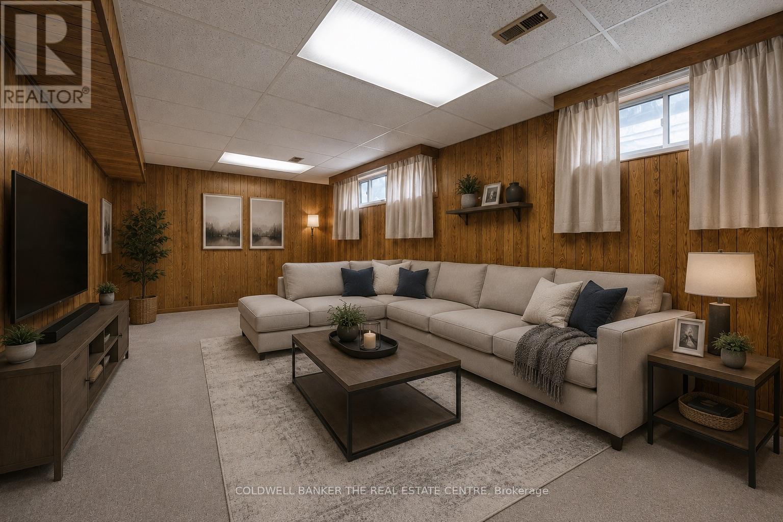 33 Danish Crescent, Toronto, ON - Indoor Photo Showing Basement