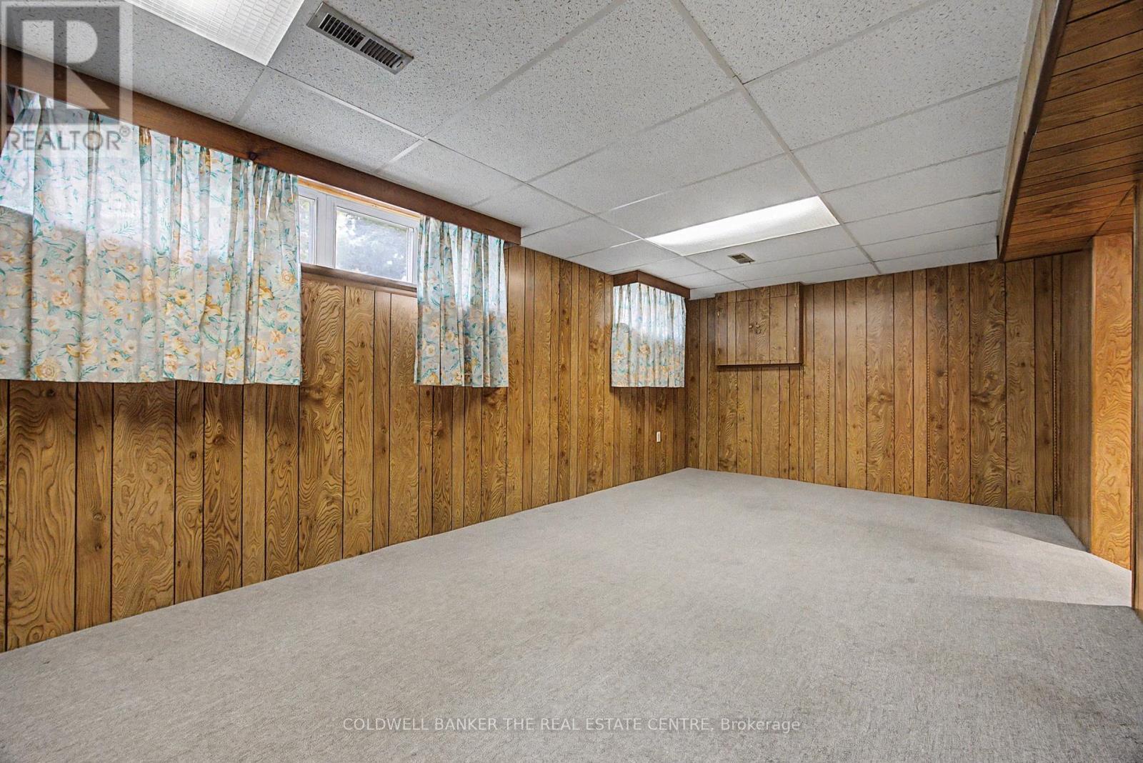 33 Danish Crescent, Toronto, ON - Indoor