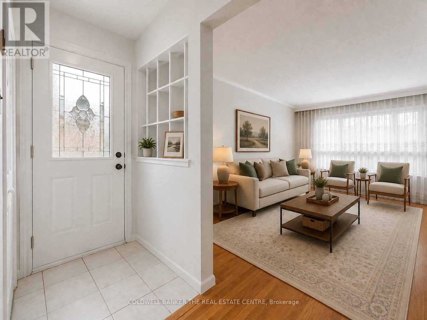 33 Danish Crescent, Toronto, ON - Indoor