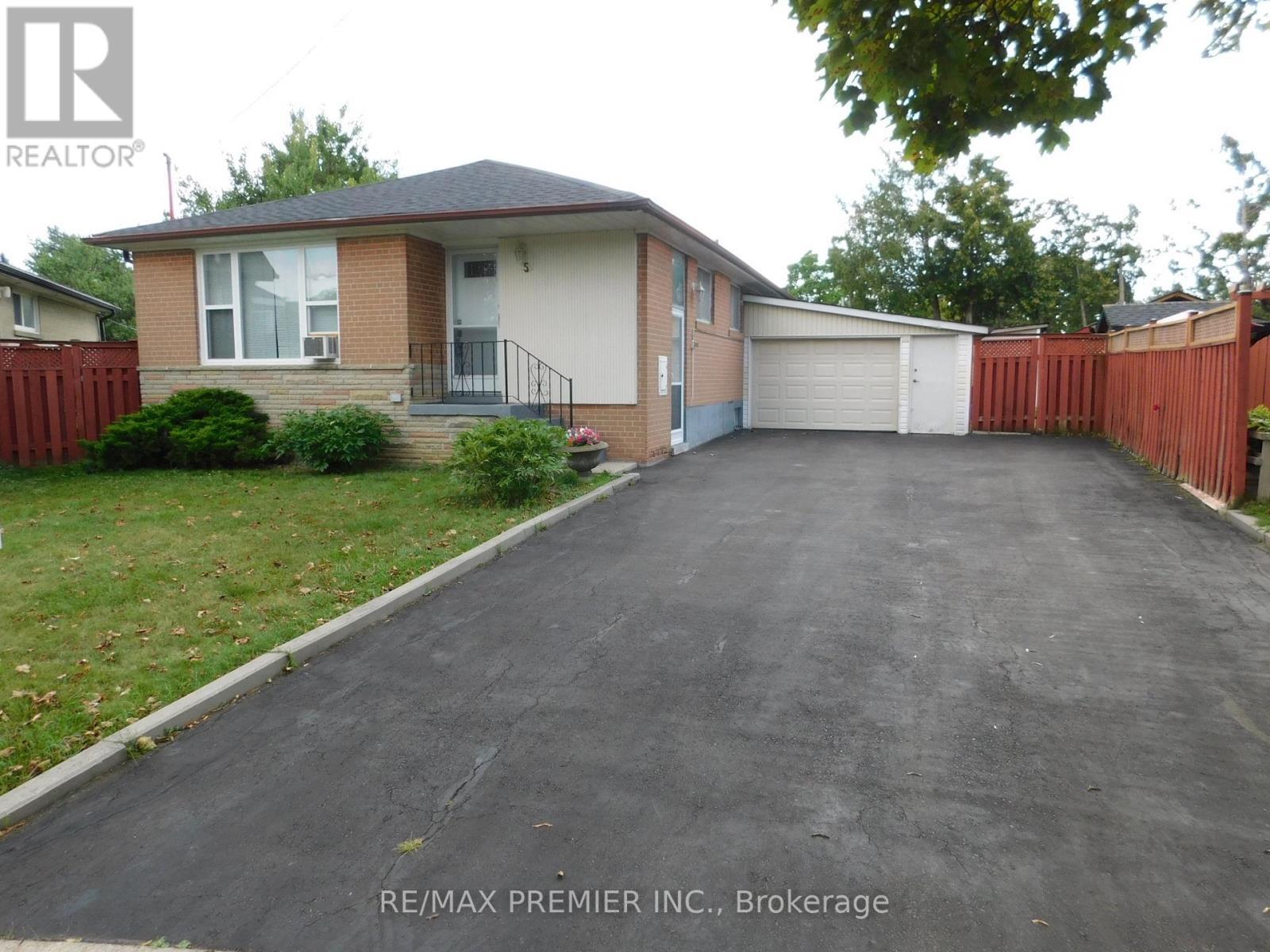 5 Valois Court, Toronto, ON