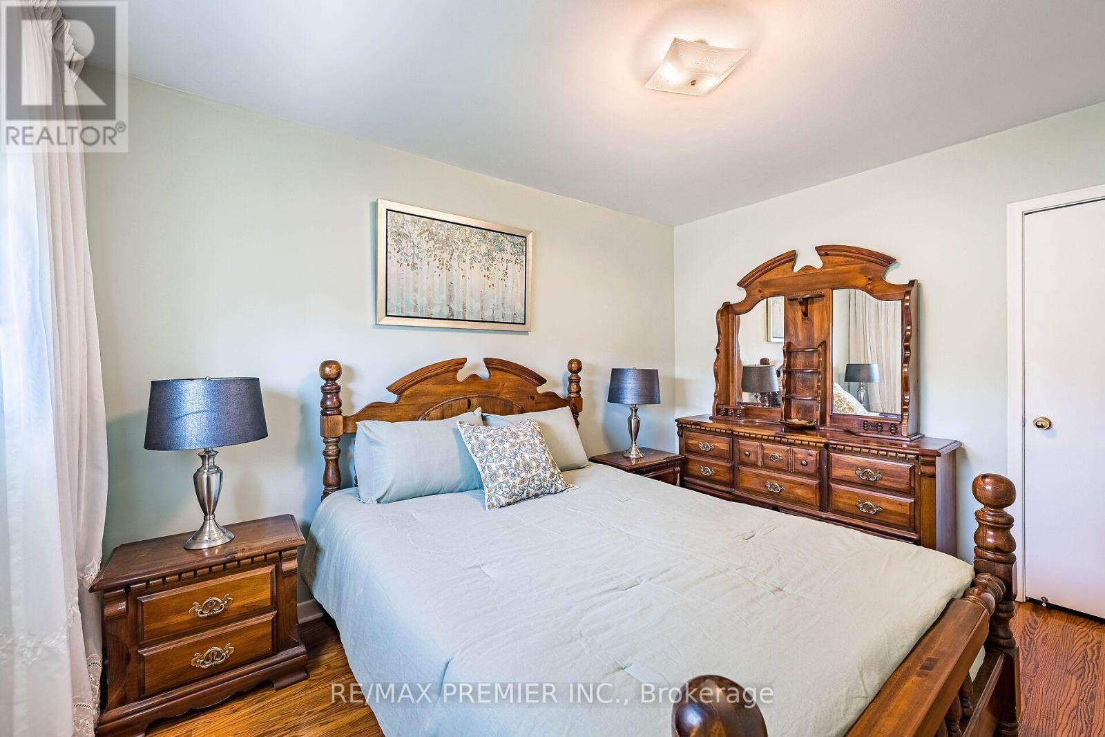 5 Valois Court, Toronto, ON