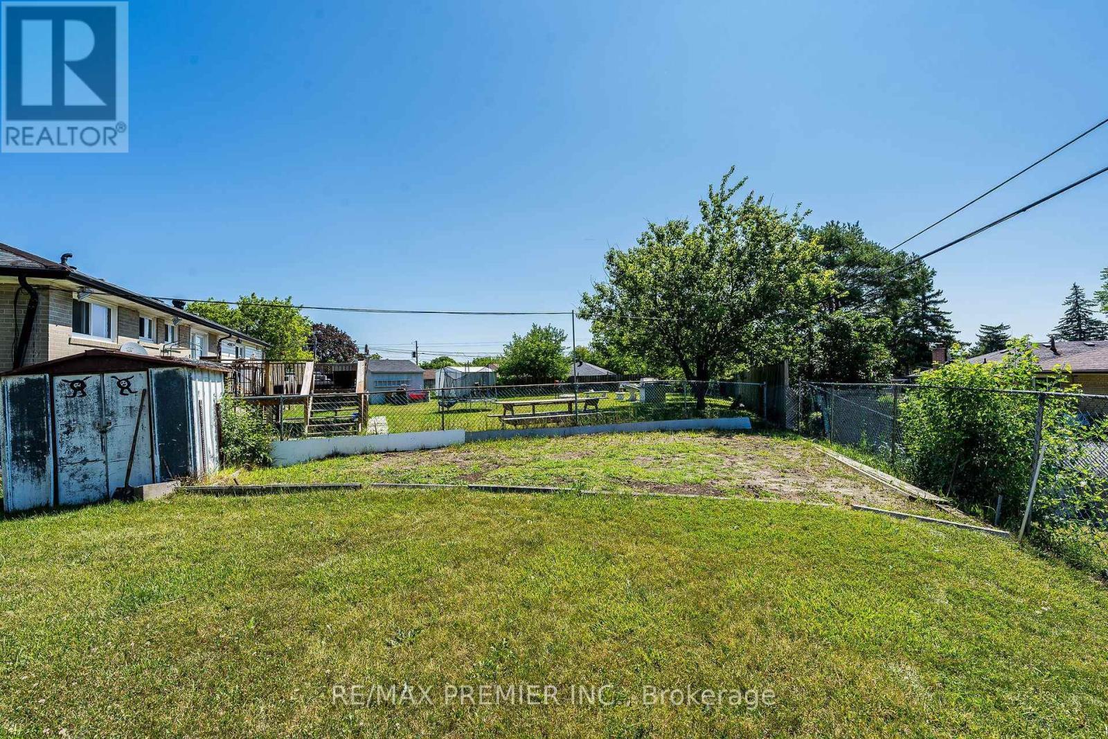 5 Valois Court, Toronto, ON
