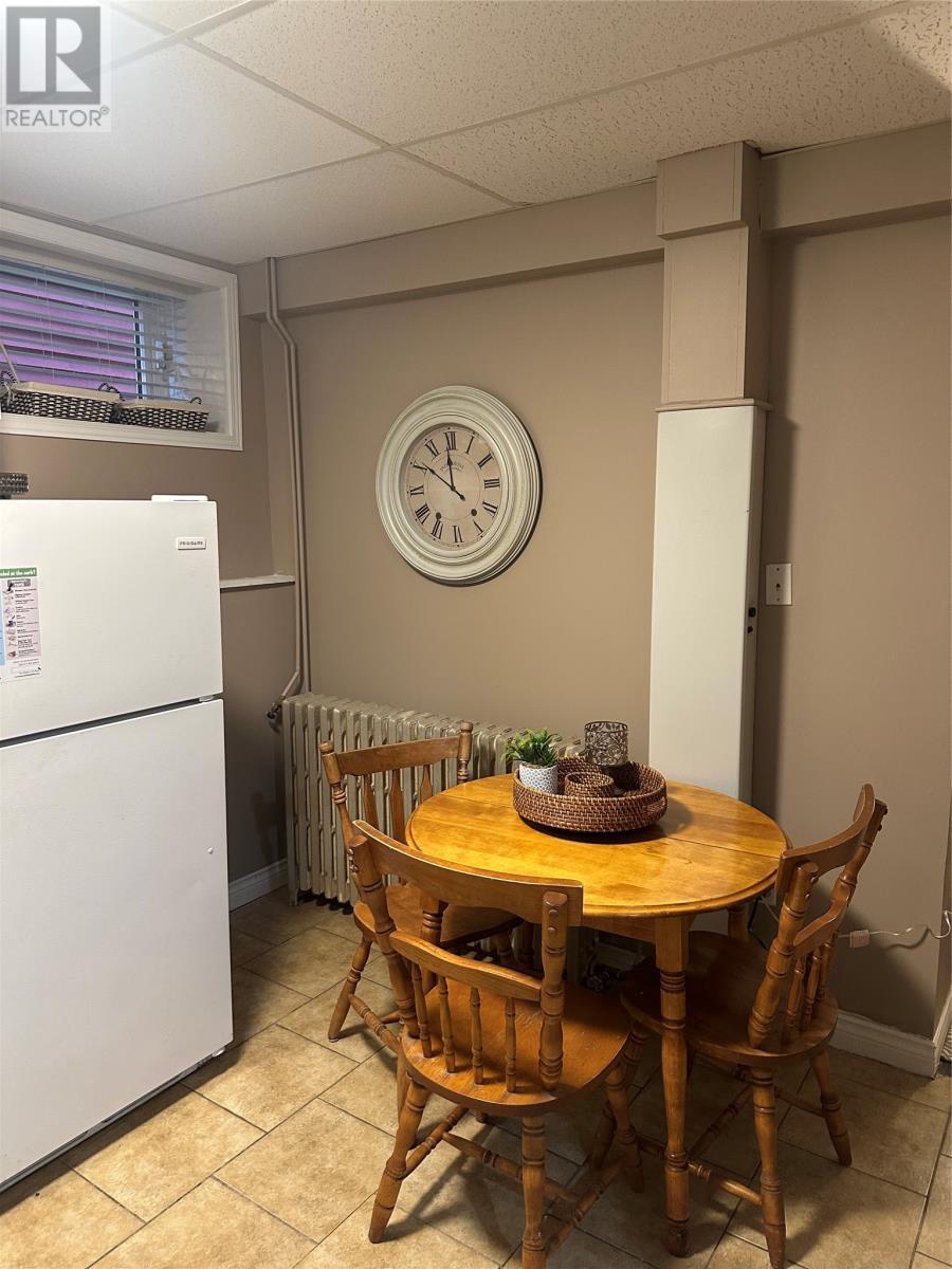 12 Blatch Avenue, St. John'S, NL - Indoor Photo Showing Dining Room