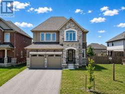 9 HOMESTEAD WAY Thorold, ON L2V 0B7