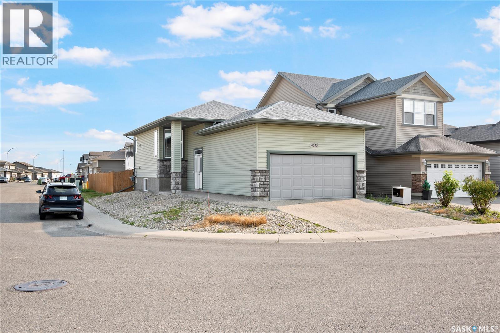 4573 Padwick Road, Regina, SK - Outdoor