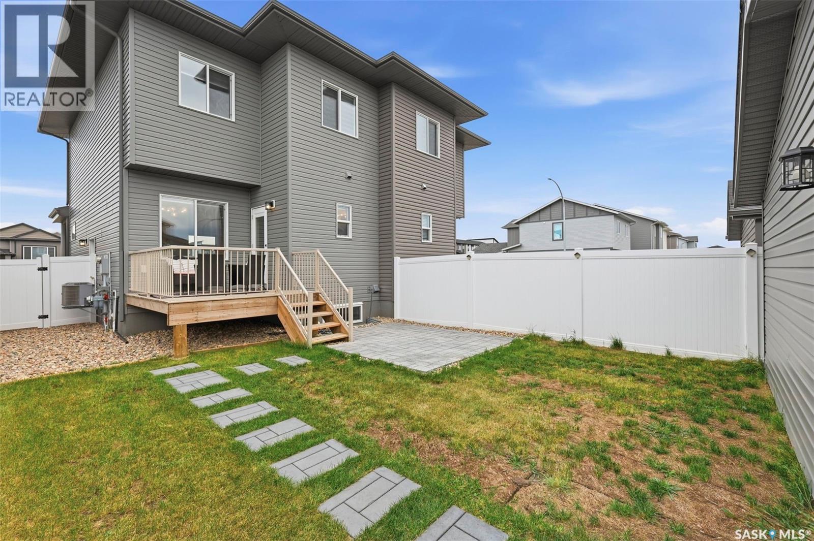 605 Feheregyhazi Boulevard, Saskatoon, SK - Outdoor With Deck Patio Veranda With Exterior