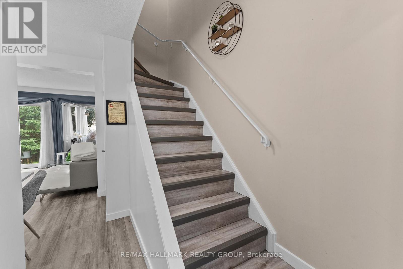 1446 Deavy Way, Ottawa, ON - Indoor Photo Showing Other Room