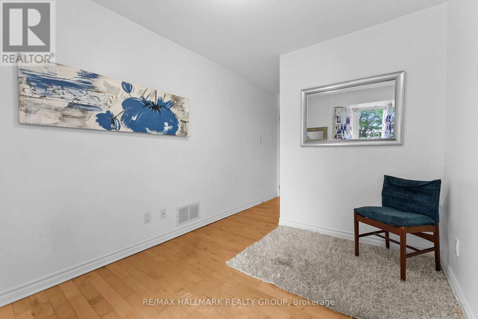 1446 Deavy Way, Ottawa, ON - Indoor Photo Showing Other Room