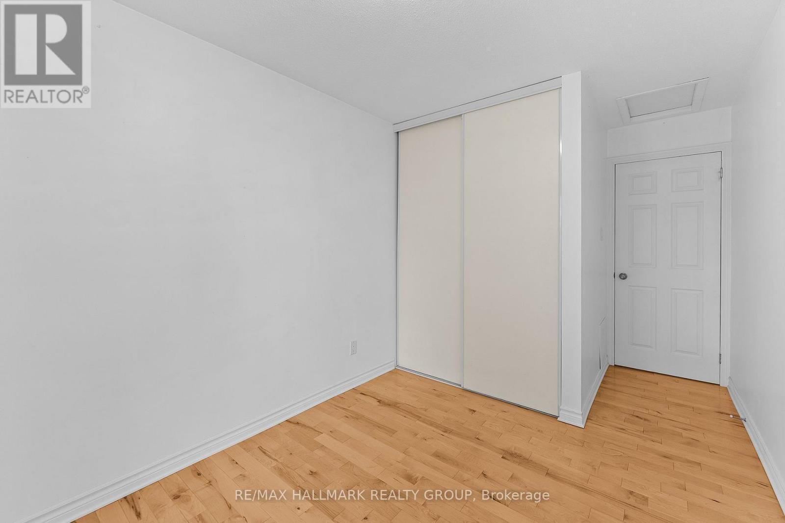1446 Deavy Way, Ottawa, ON - Indoor Photo Showing Other Room