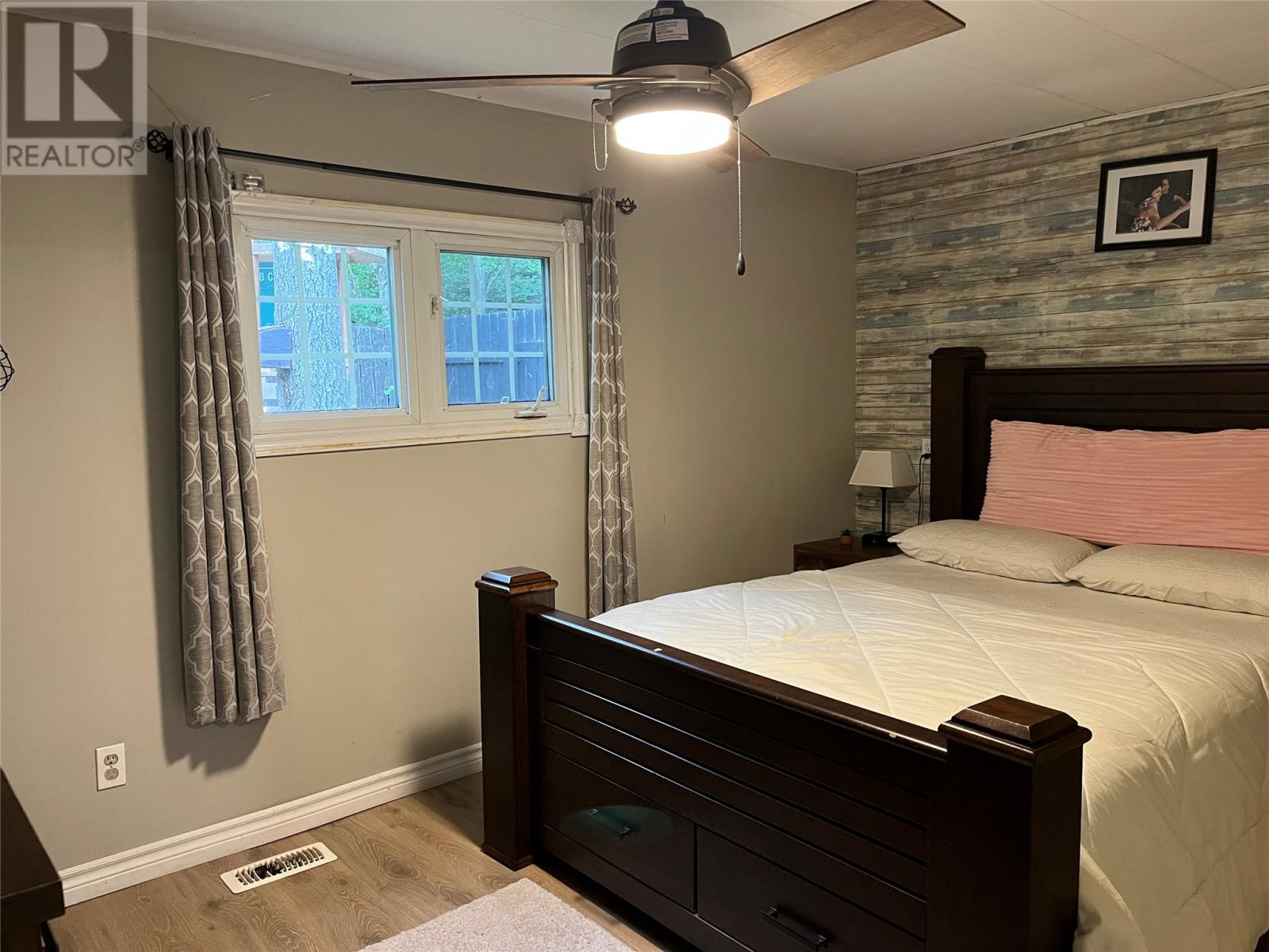 10 Viscount Crescent, Gander, NL