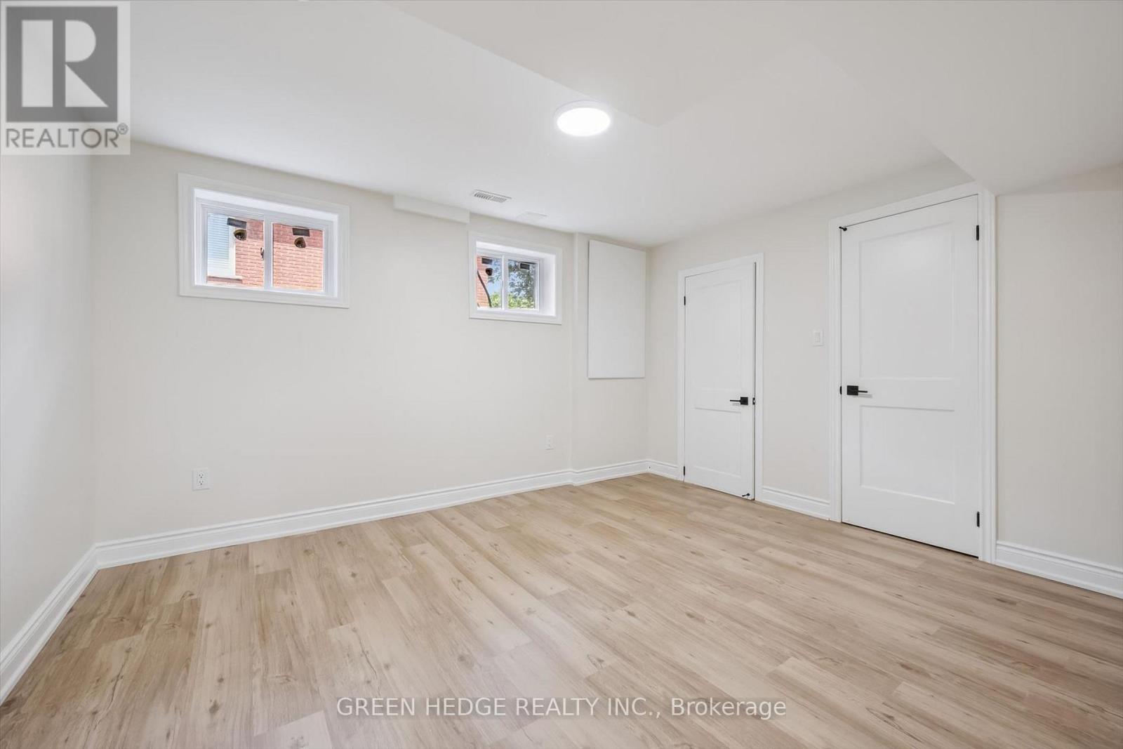 385 Village Crescent, Kitchener, ON - Indoor Photo Showing Other Room