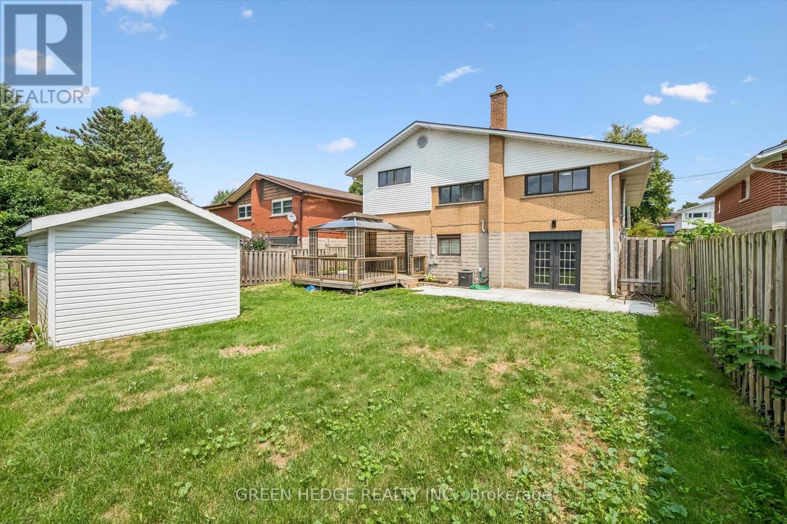 385 Village Crescent, Kitchener, ON - Outdoor With Exterior
