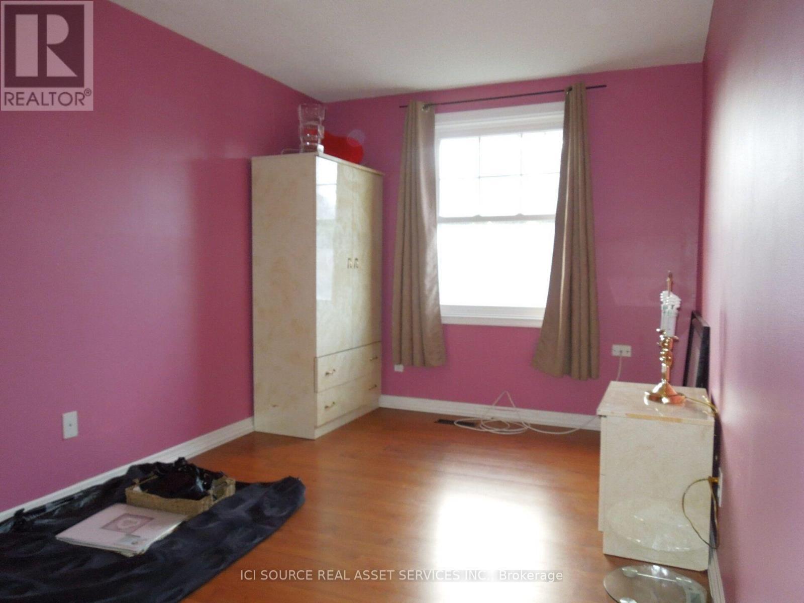 129 Ormond Drive, Oshawa, ON - Indoor
