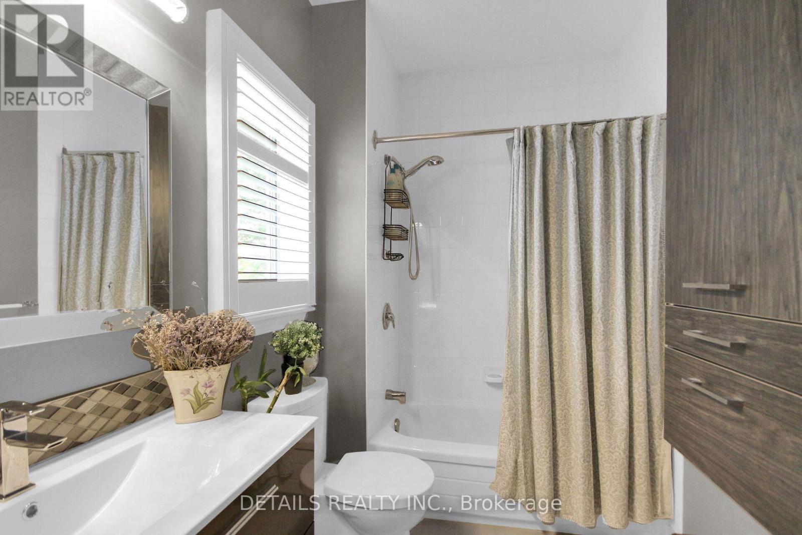 65 Kimberwick Crescent, Ottawa, ON - Indoor Photo Showing Bathroom