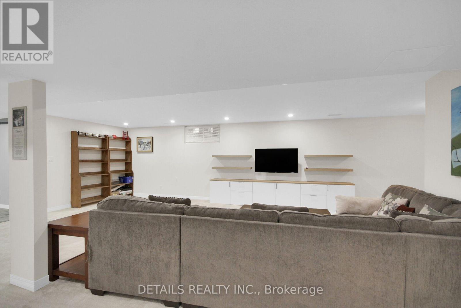 65 Kimberwick Crescent, Ottawa, ON - Indoor