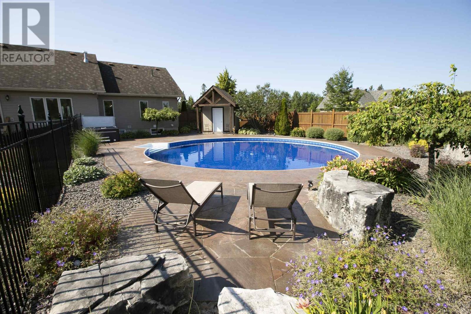 1178 Third Lin, Sault Ste. Marie, ON - Outdoor With In Ground Pool
