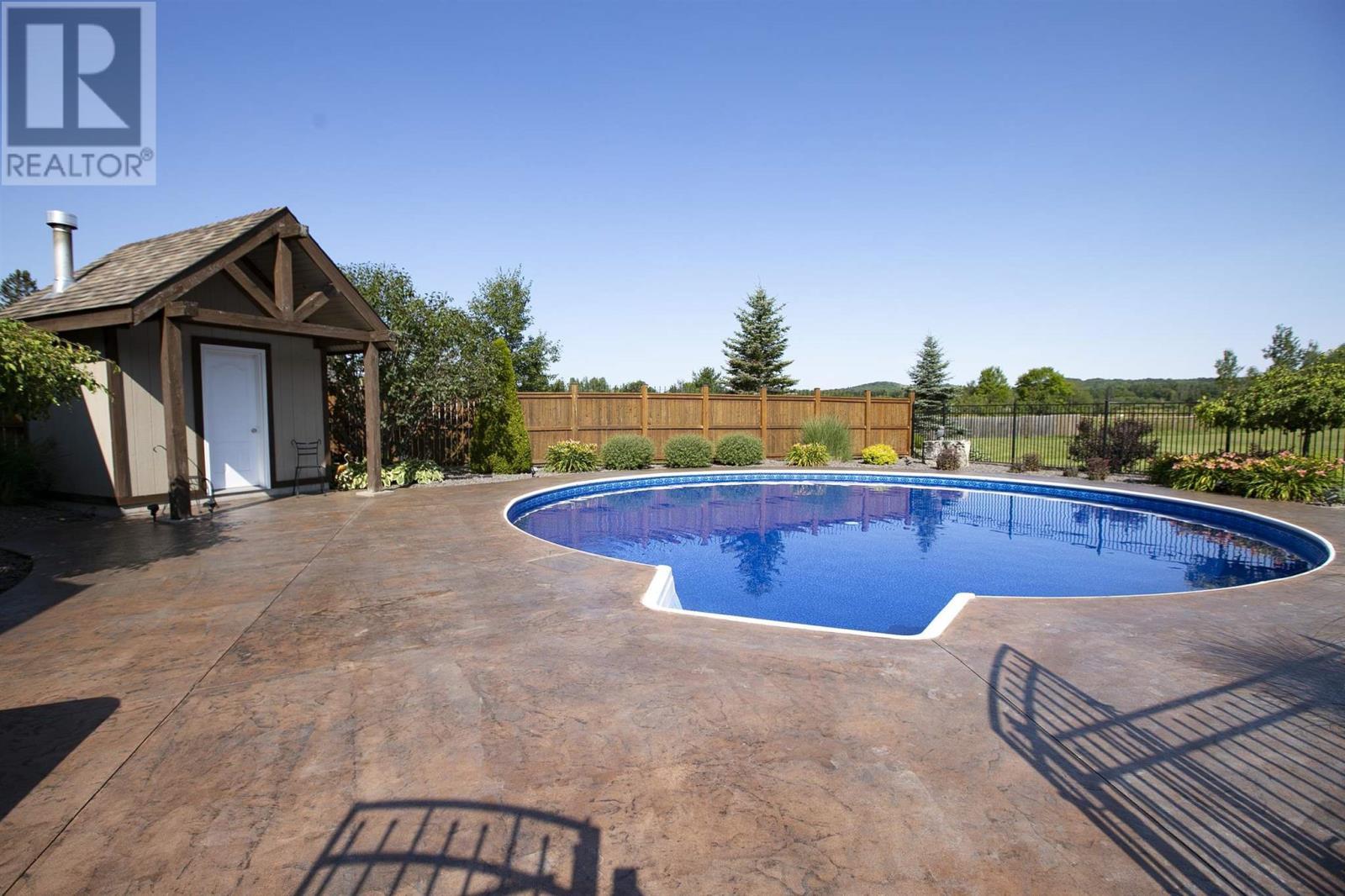 1178 Third Lin, Sault Ste. Marie, ON - Outdoor With In Ground Pool With Backyard