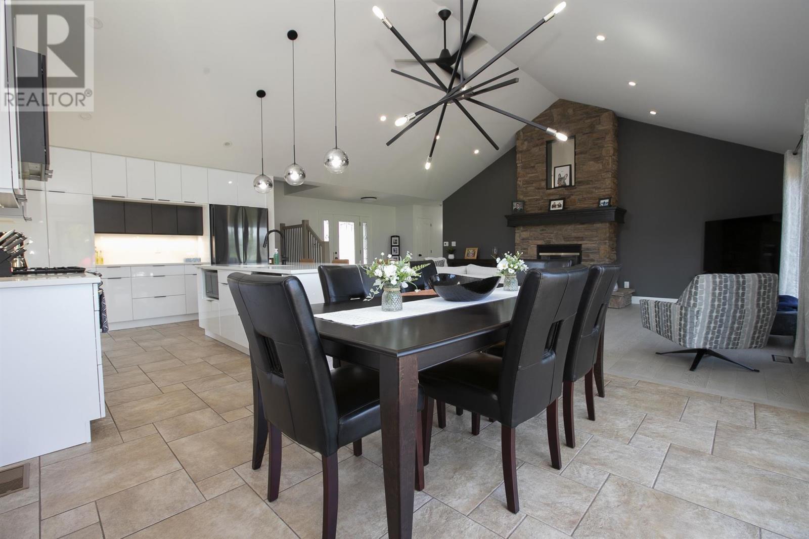 1178 Third Lin, Sault Ste. Marie, ON - Indoor Photo Showing Dining Room