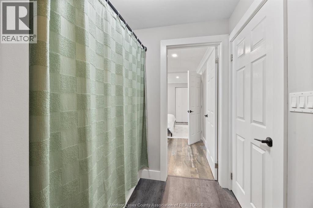 629 Labute, Tecumseh, ON - Indoor Photo Showing Other Room