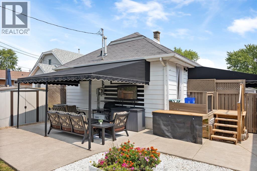 629 Labute, Tecumseh, ON - Outdoor With Deck Patio Veranda With Exterior