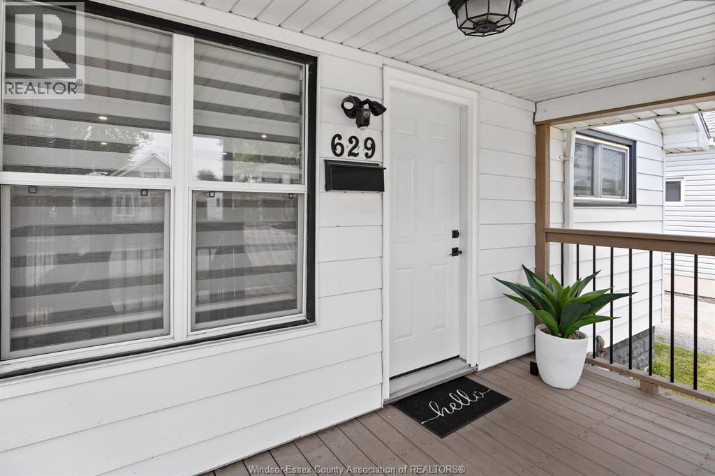 629 Labute, Tecumseh, ON - Outdoor With Exterior