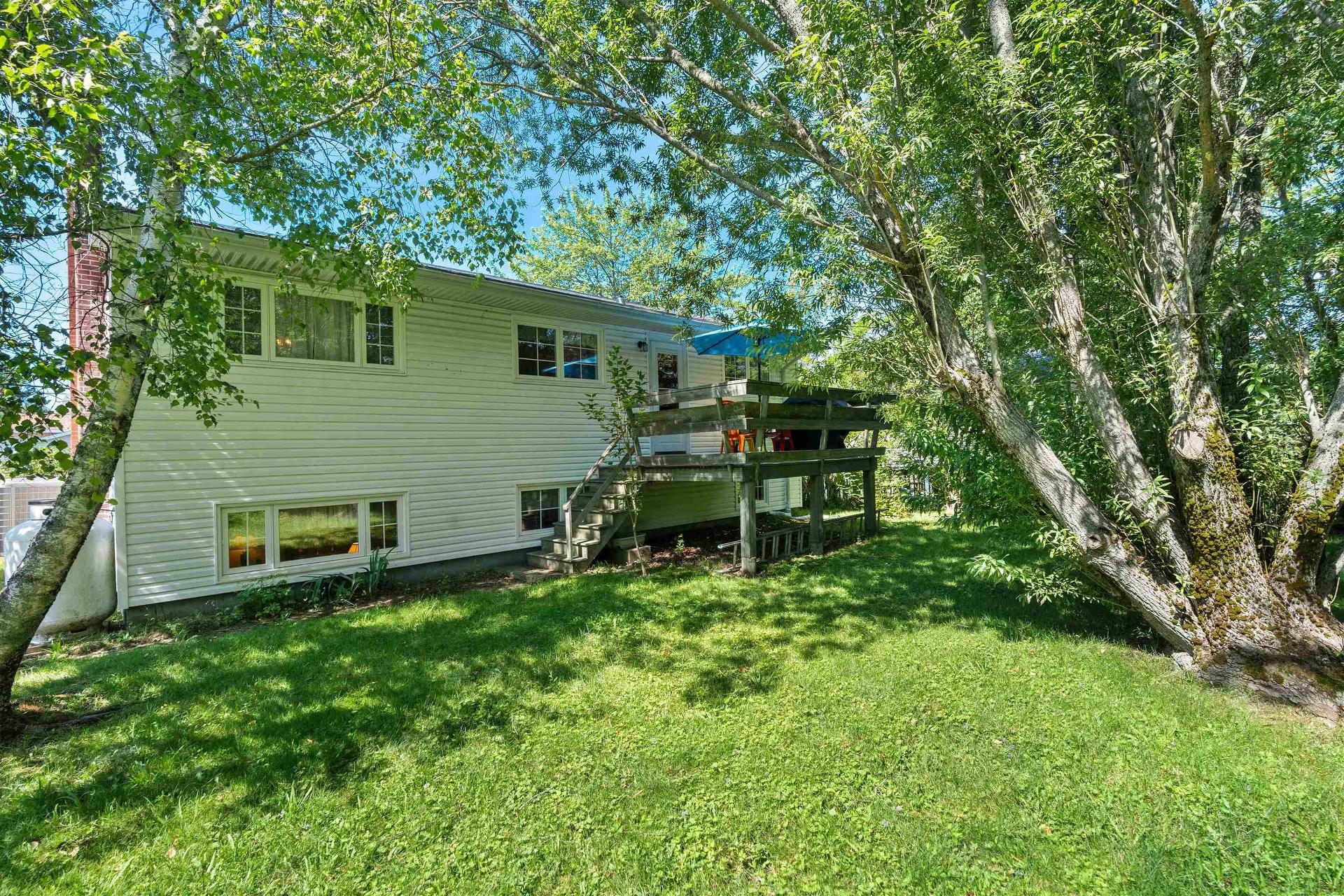 39 Robert Drive, Dartmouth, NS - Outdoor