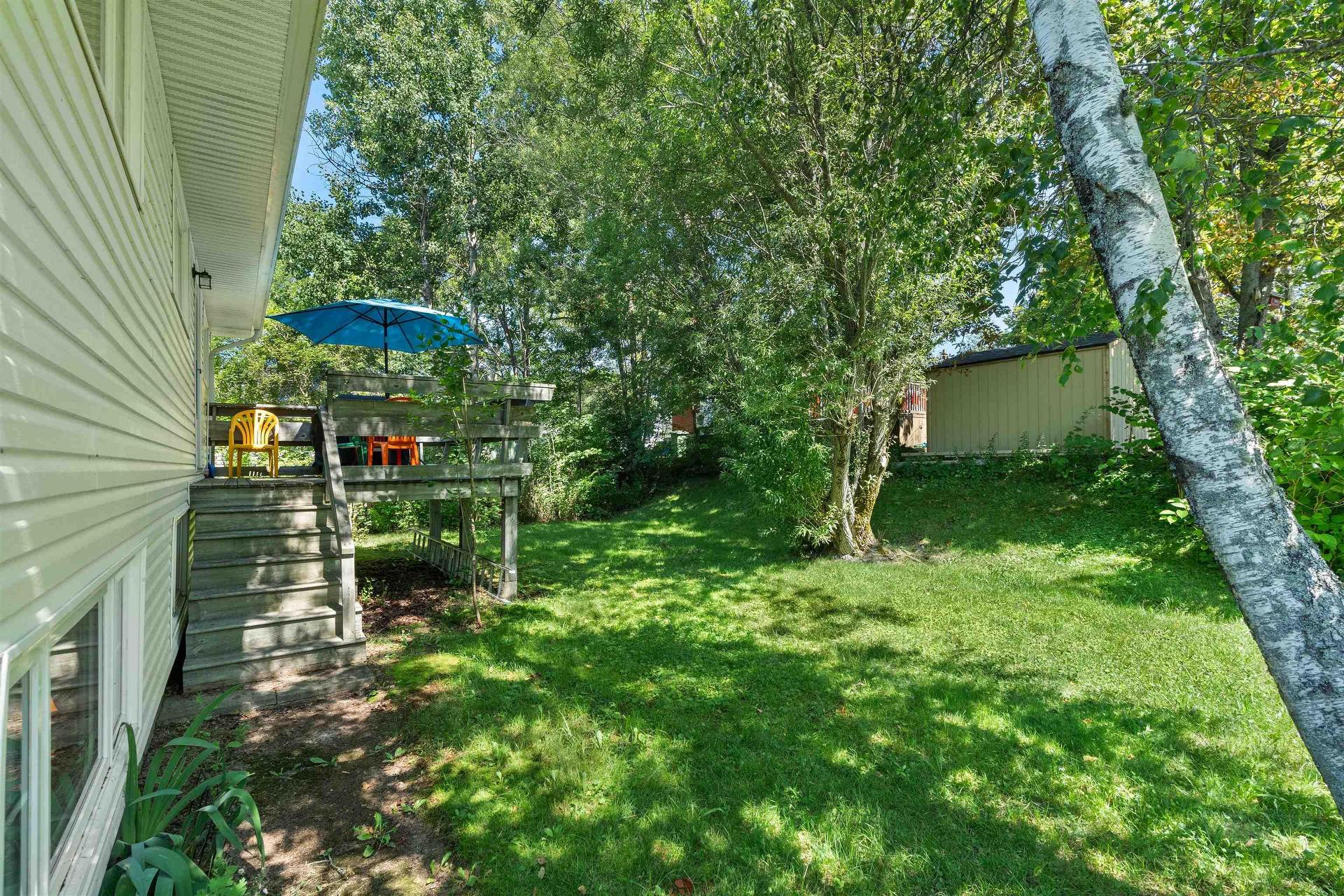 39 Robert Drive, Dartmouth, NS - Outdoor