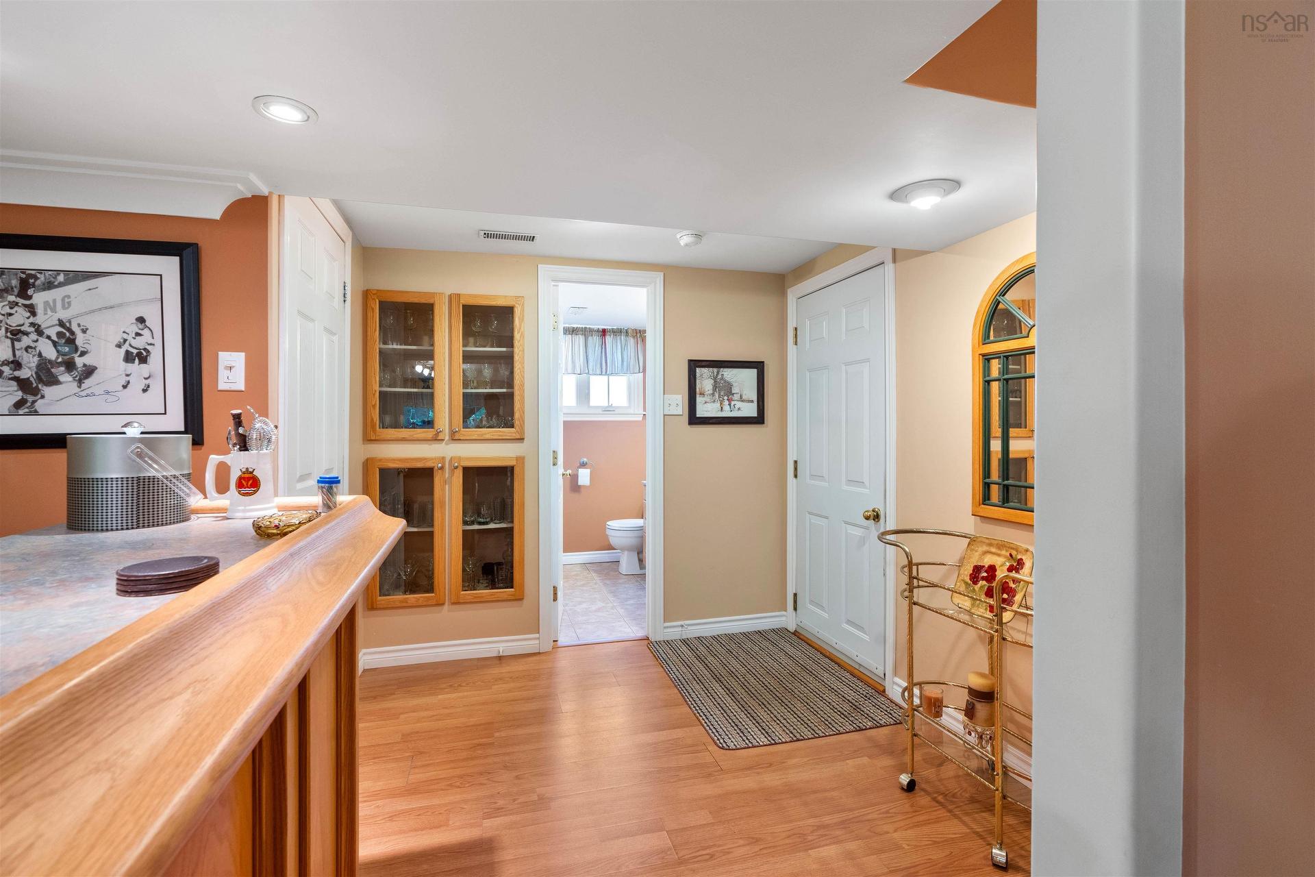 39 Robert Drive, Dartmouth, NS - Indoor