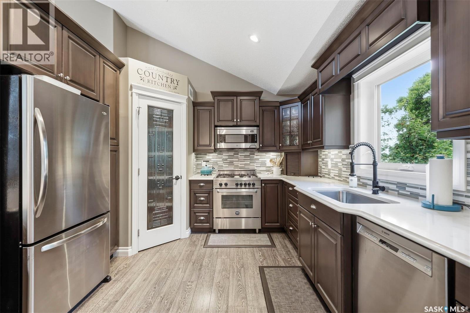 Rural Address / Naismith Acreage, Young, SK - Indoor Photo Showing Kitchen With Upgraded Kitchen