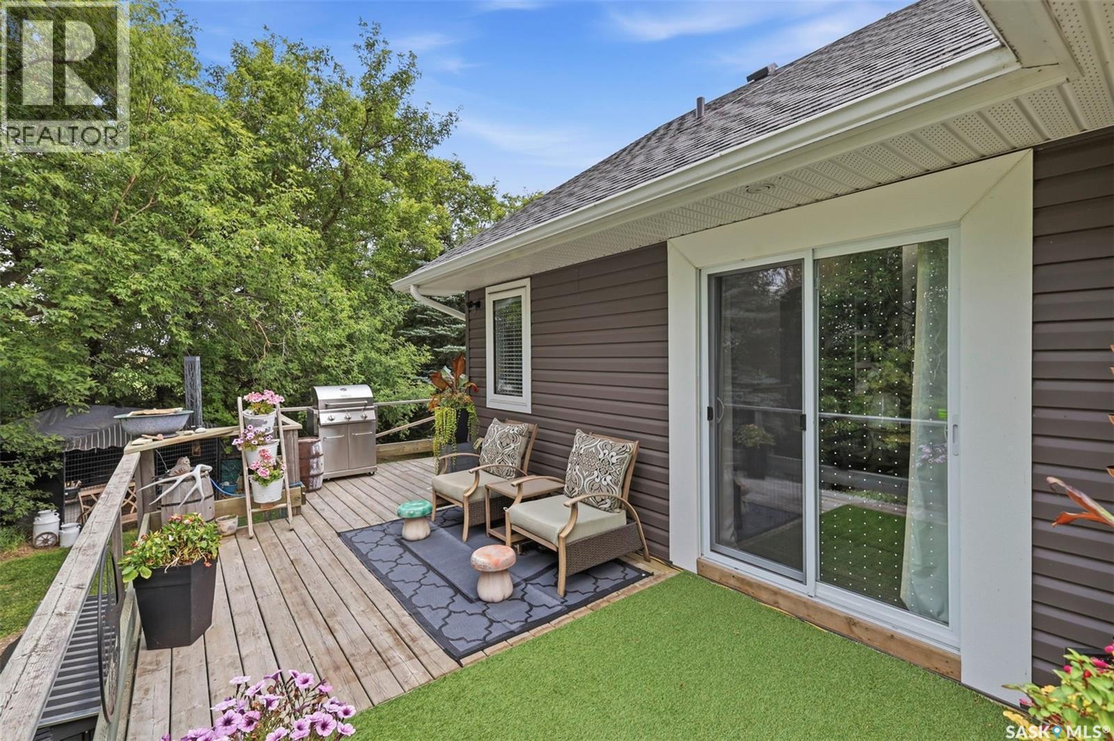 Rural Address / Naismith Acreage, Young, SK - Outdoor With Deck Patio Veranda With Exterior