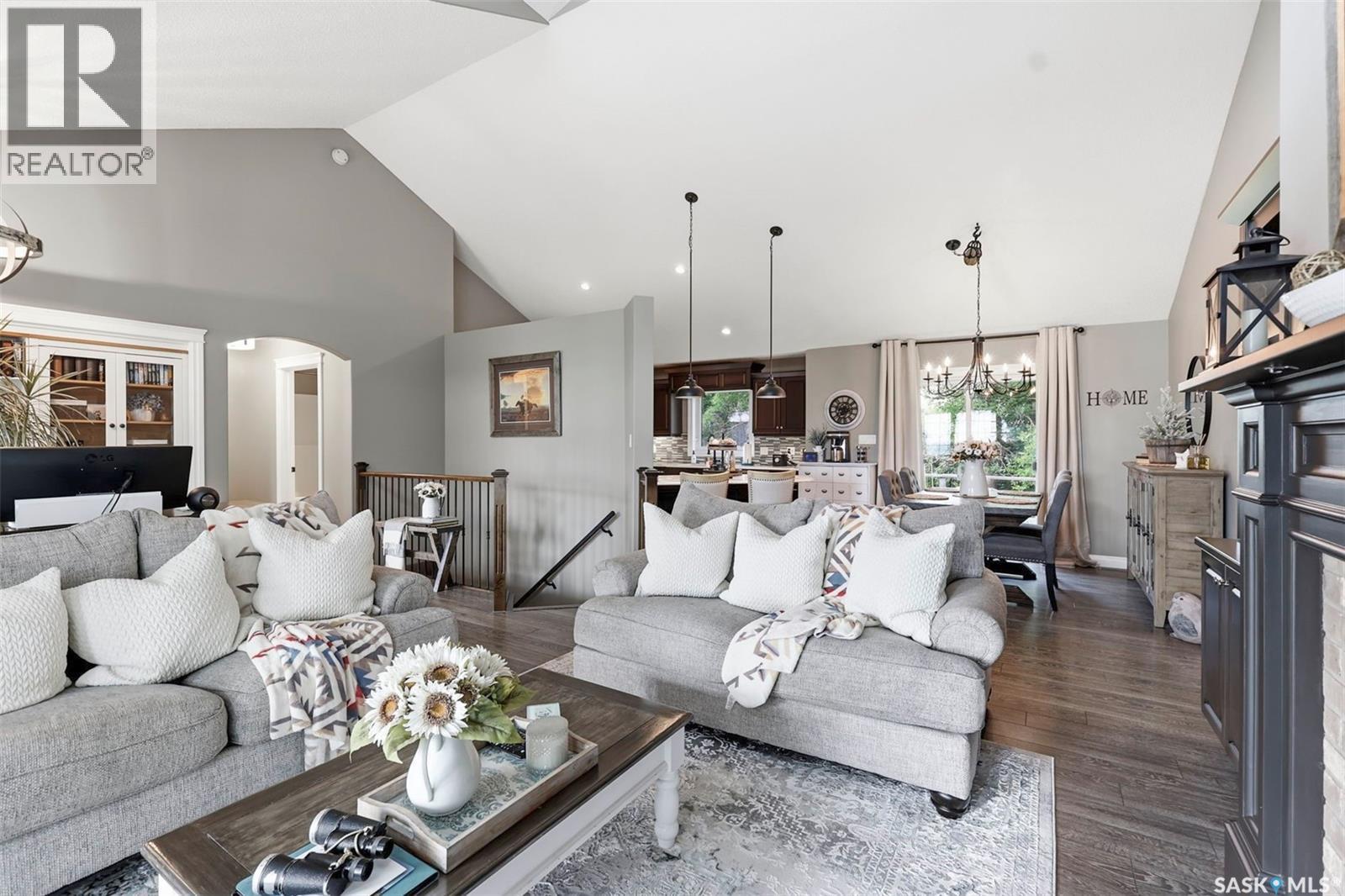 Rural Address / Naismith Acreage, Young, SK - Indoor Photo Showing Living Room