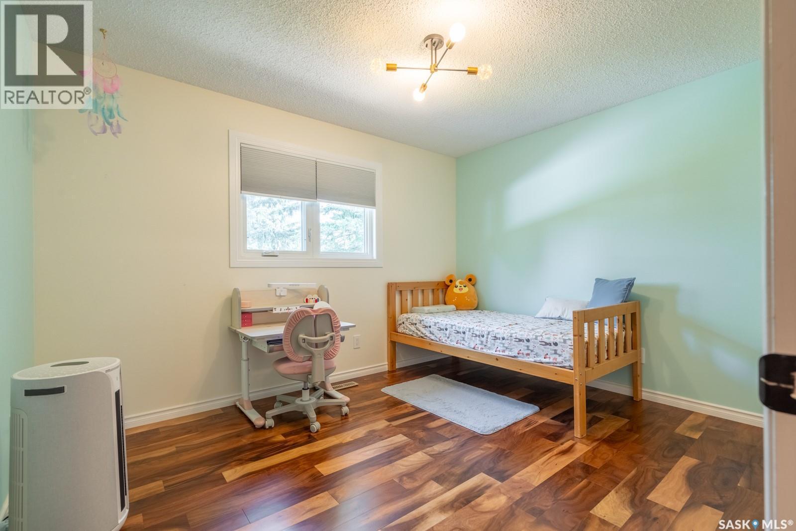 127 Rogers Road, Regina, SK - Indoor Photo Showing Bedroom