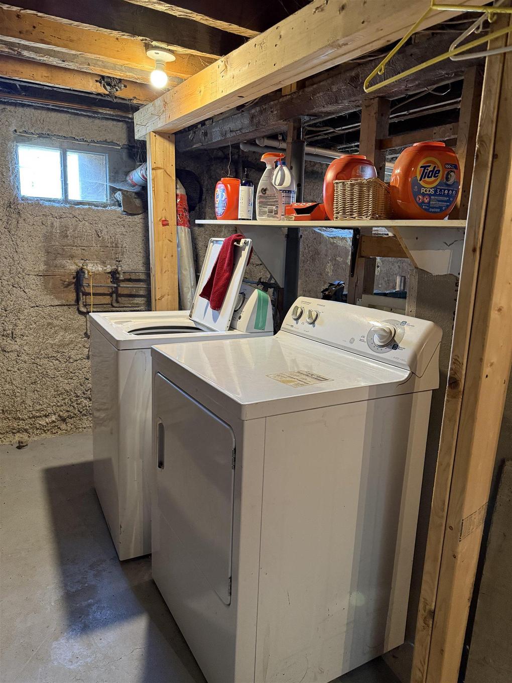 50 Rose Avenue, Trenton, NS - Indoor Photo Showing Laundry Room