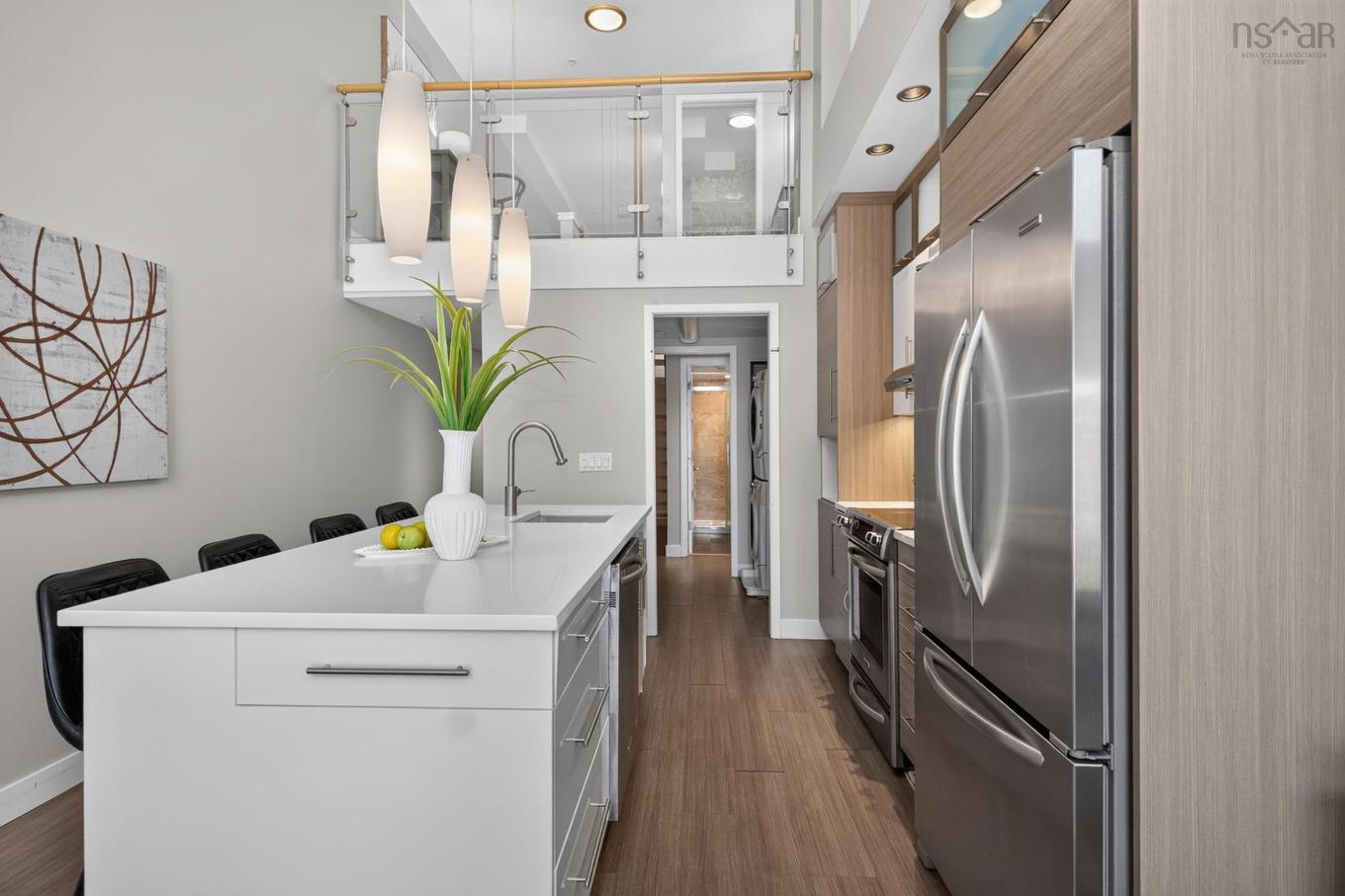 113 5662 Roberts Street, Halifax, NS - Indoor Photo Showing Kitchen With Upgraded Kitchen