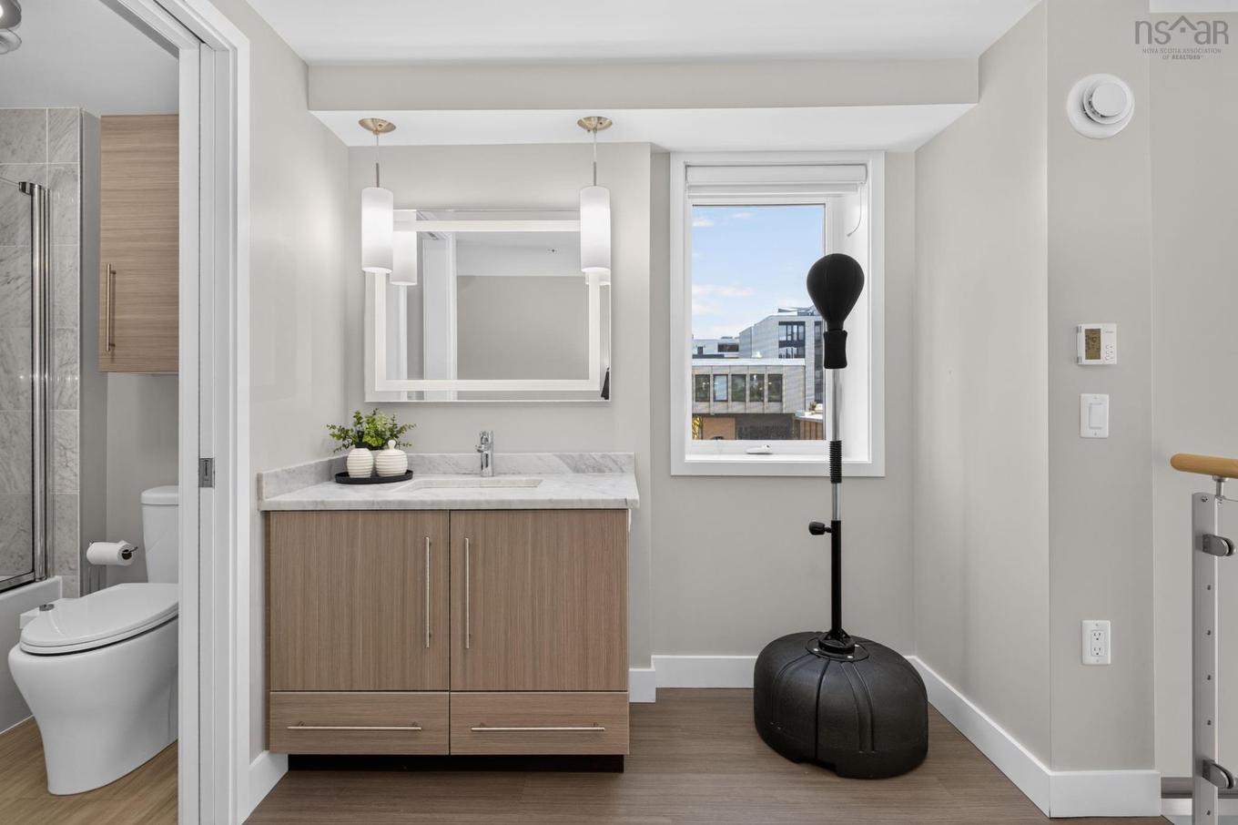 113 5662 Roberts Street, Halifax, NS - Indoor Photo Showing Other Room