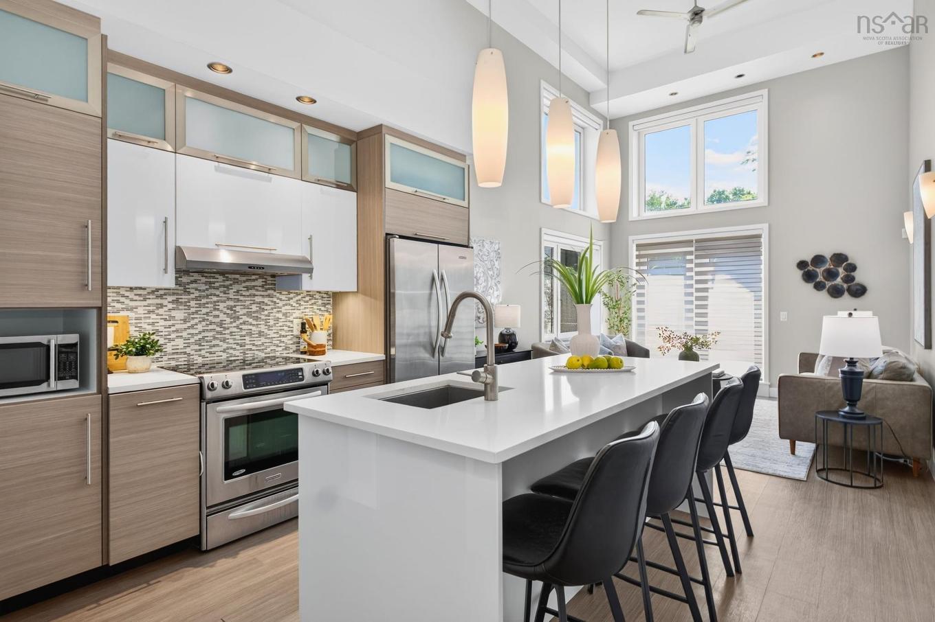 113 5662 Roberts Street, Halifax, NS - Indoor Photo Showing Kitchen With Upgraded Kitchen