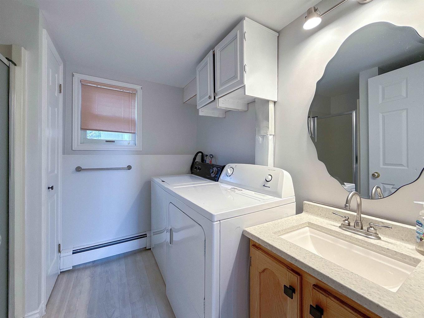 4 Abbey Drive, Charlottetown, PE - Indoor Photo Showing Laundry Room