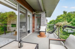 Balcony - 