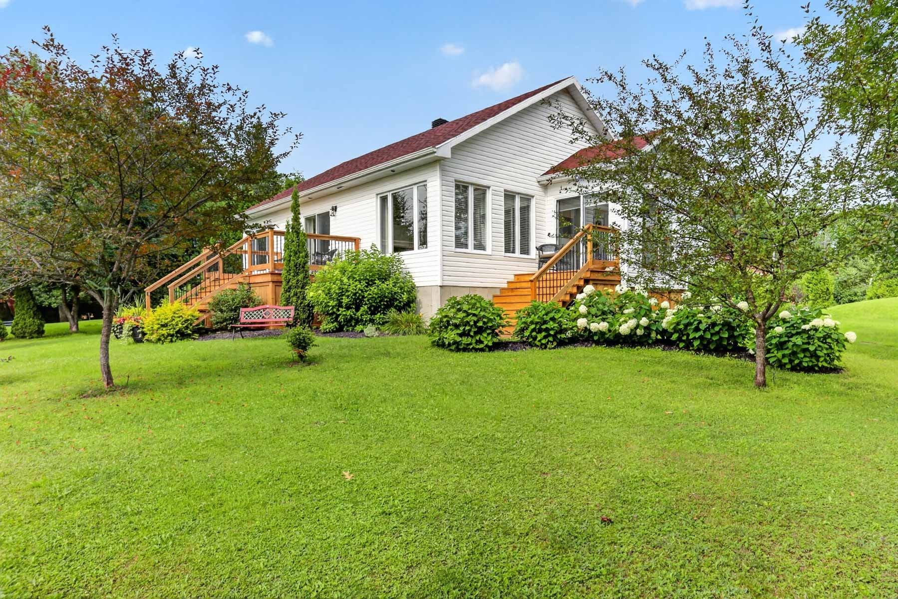 Front of Structure - 470 11E Avenue, Saint-Tite, QC - Outdoor