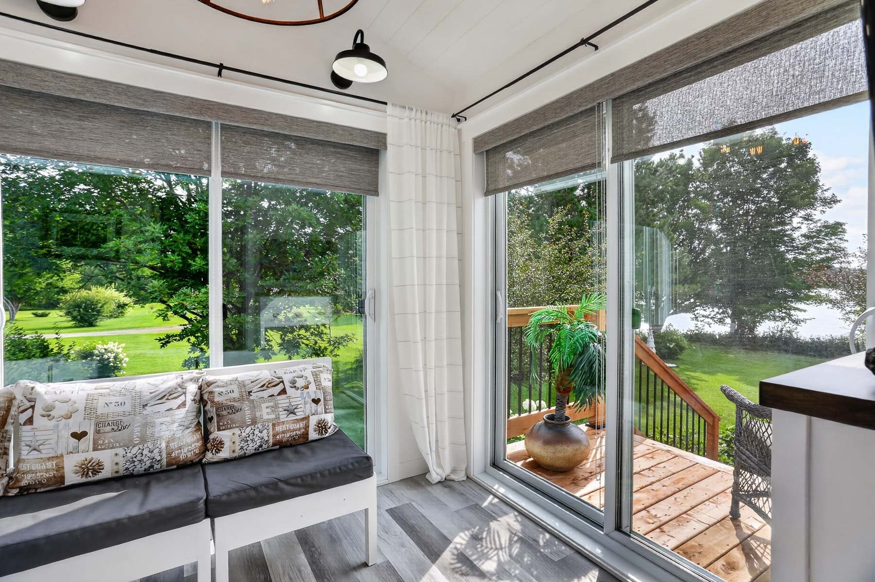 Sun Room - 470 11E Avenue, Saint-Tite, QC - Photo Showing Other Room
