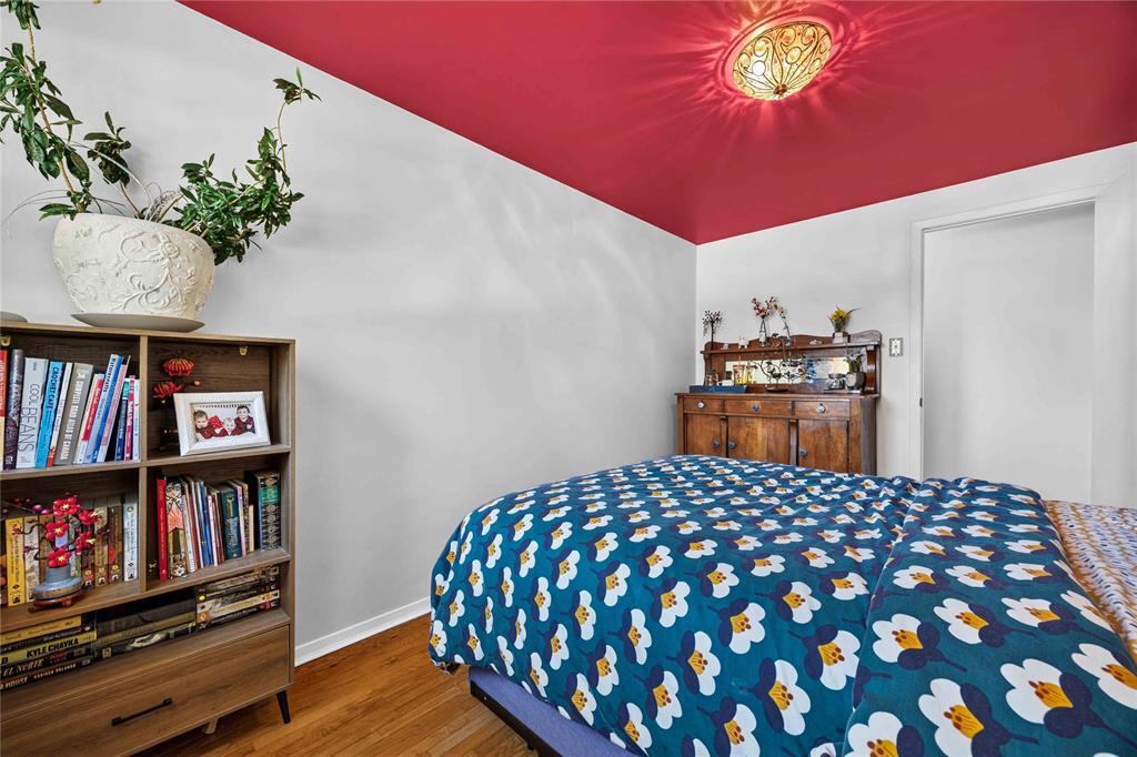 492 Parkdale Crescent, St Clair, ON