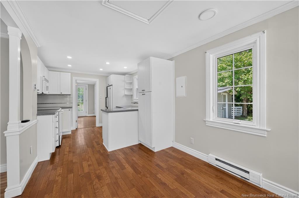 8250 Main, Alma, NB