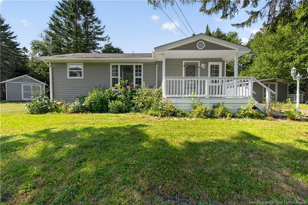 8250 Main, Alma, NB