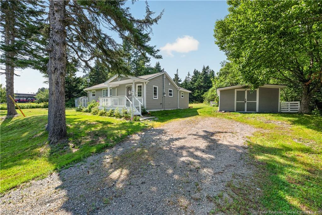 8250 Main, Alma, NB