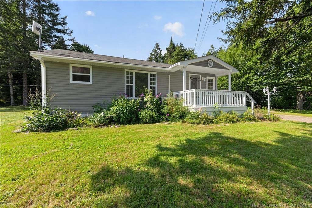 8250 Main, Alma, NB
