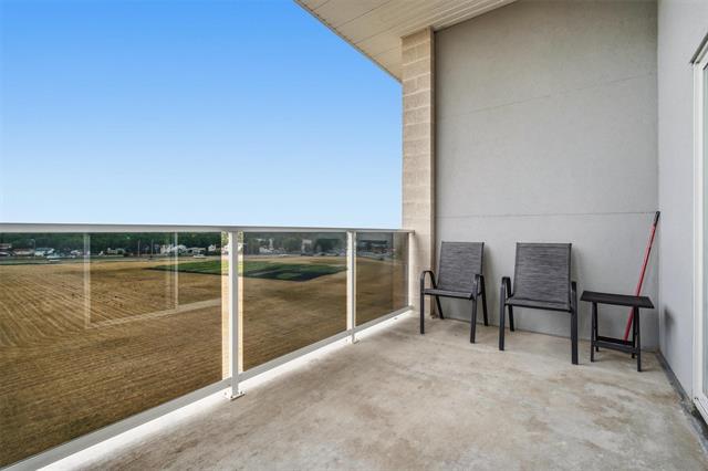 703-70 Barnes St, Winnipeg, MB - Outdoor With Balcony With Exterior