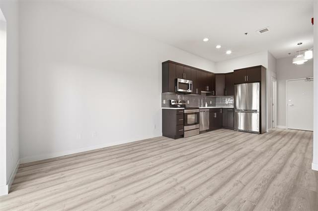 703-70 Barnes St, Winnipeg, MB - Indoor Photo Showing Kitchen With Stainless Steel Kitchen