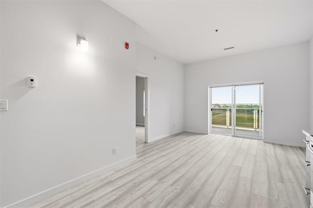 703-70 Barnes St, Winnipeg, MB - Indoor Photo Showing Other Room