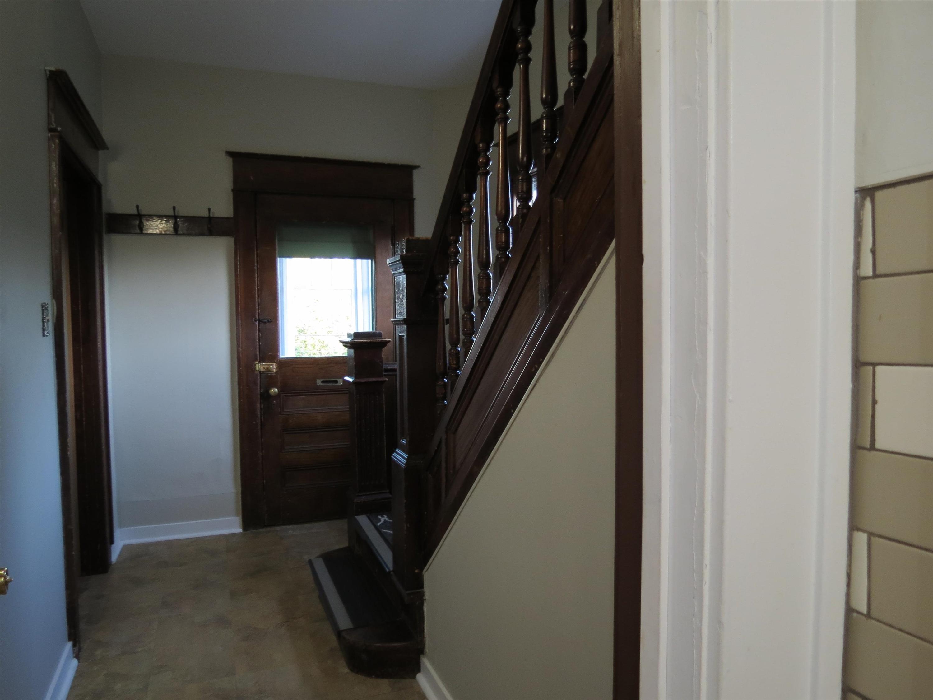 4 Crown Street, Thunder Bay, ON - Indoor Photo Showing Other Room