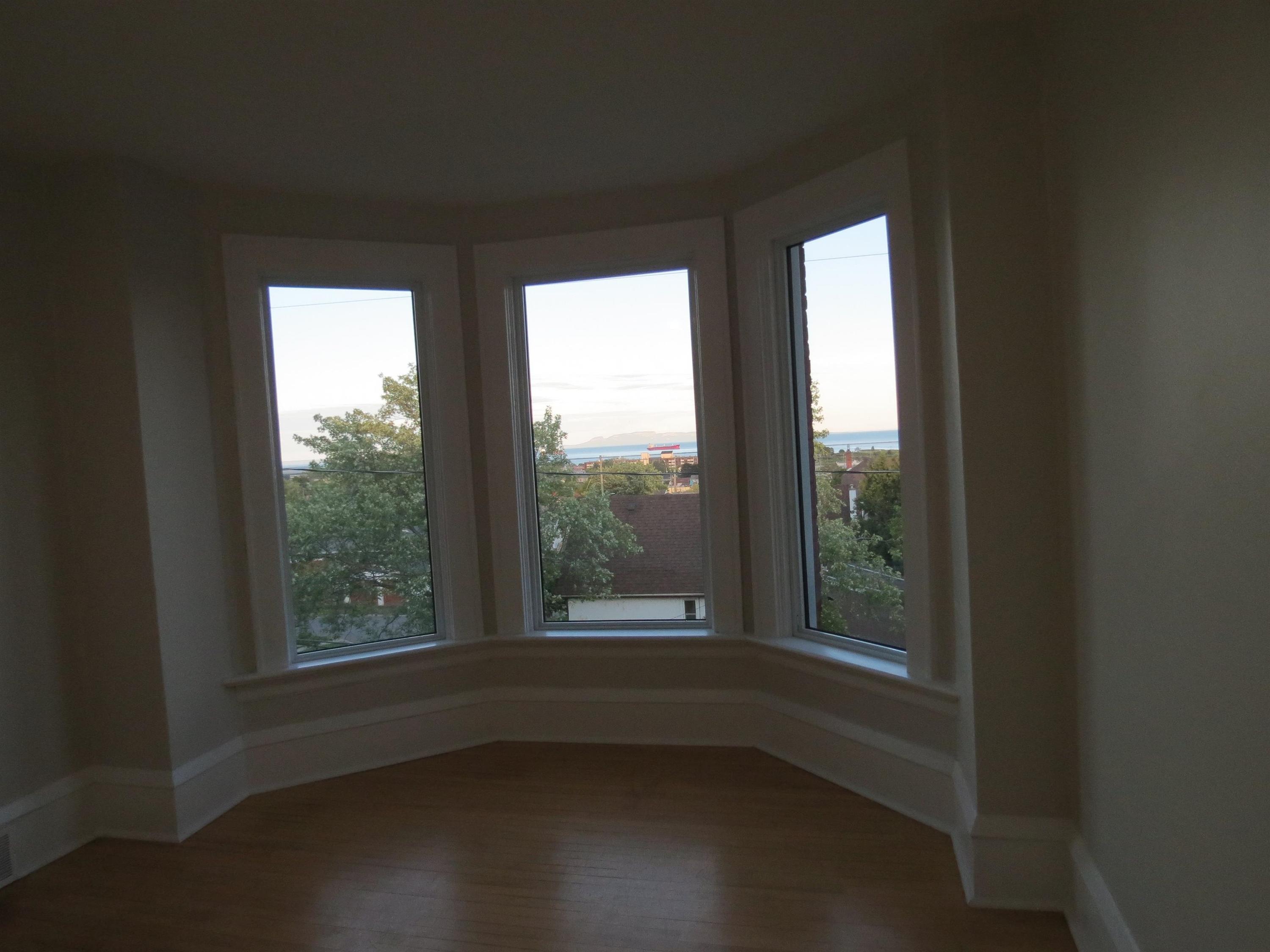 4 Crown Street, Thunder Bay, ON - Indoor Photo Showing Other Room